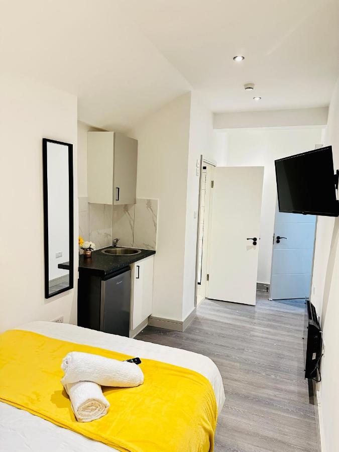 Comfy Guest House London Eksteriør bilde
